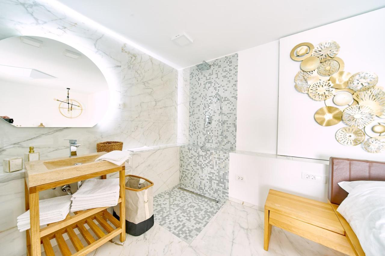 Gallery Luxury Suites & Rooms Split Exteriör bild